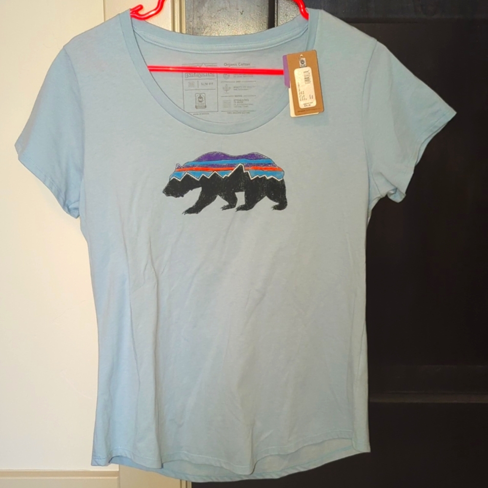 NWT Patagonia Fitz Roy Bear Organic Cotton Slim Fit Big Sky Blue Shirt Wmn sz M